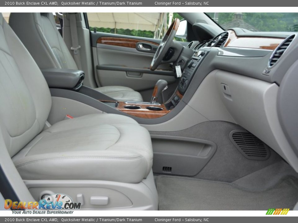 2010 Buick Enclave CXL AWD Quicksilver Metallic / Titanium/Dark Titanium Photo #18