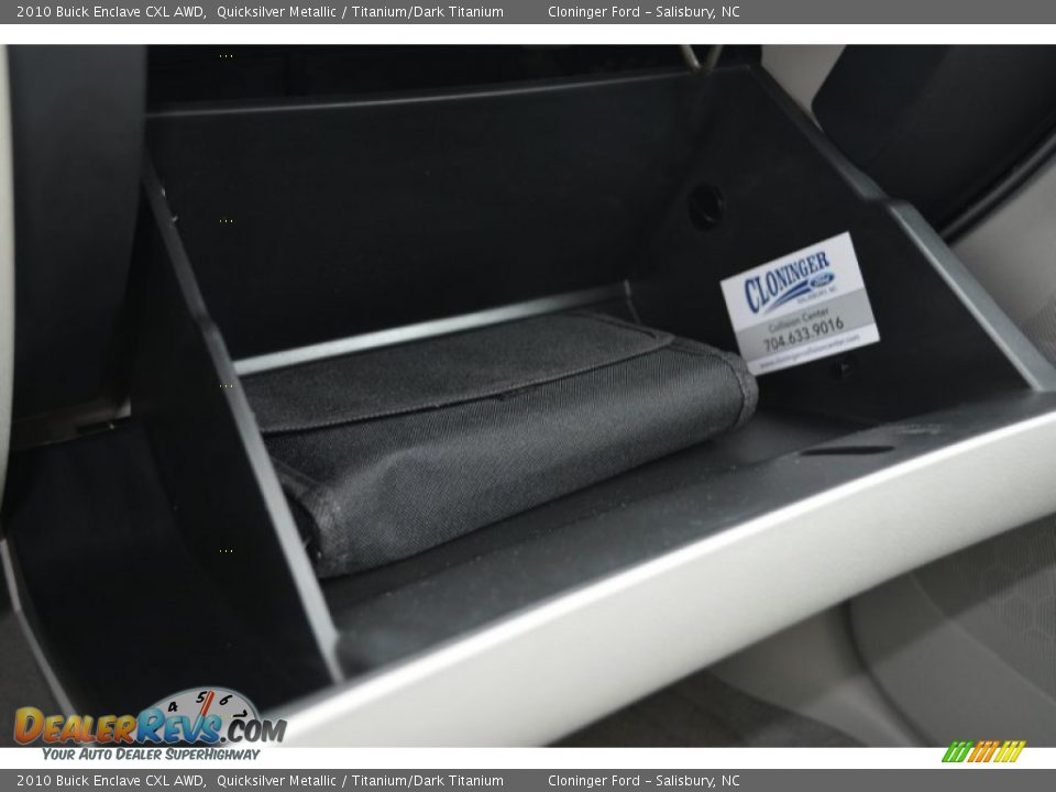 2010 Buick Enclave CXL AWD Quicksilver Metallic / Titanium/Dark Titanium Photo #29