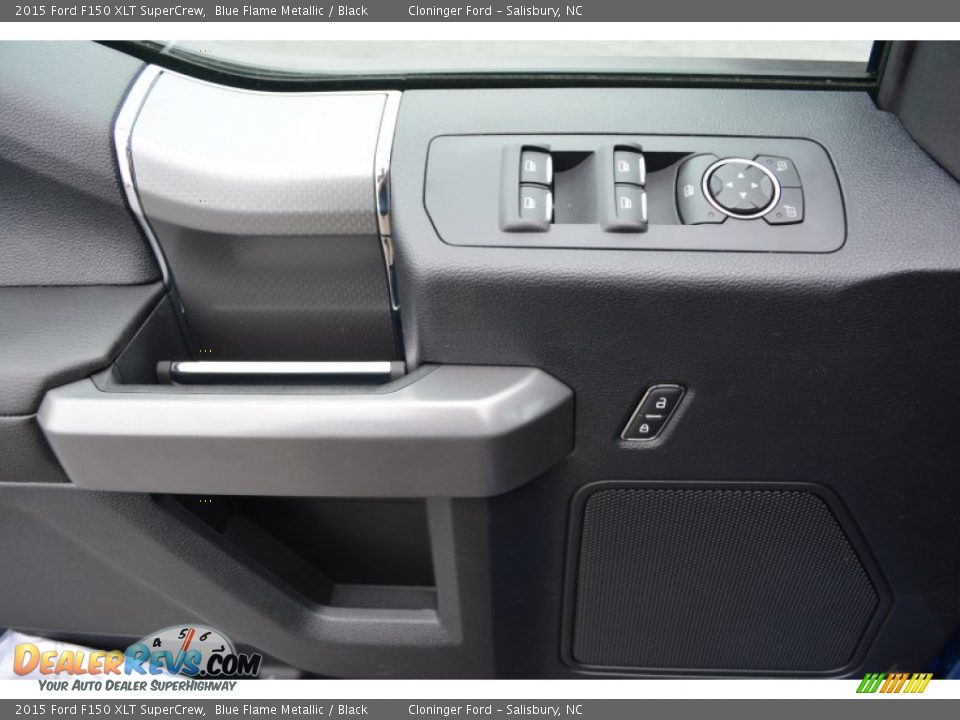 Controls of 2015 Ford F150 XLT SuperCrew Photo #8
