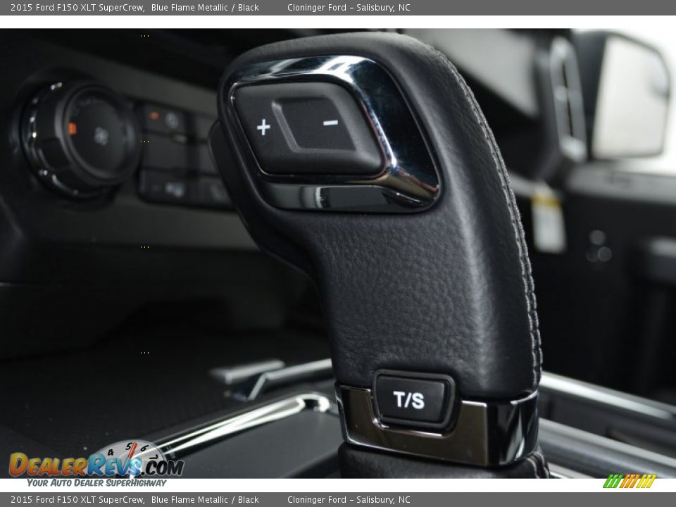 2015 Ford F150 XLT SuperCrew Shifter Photo #19