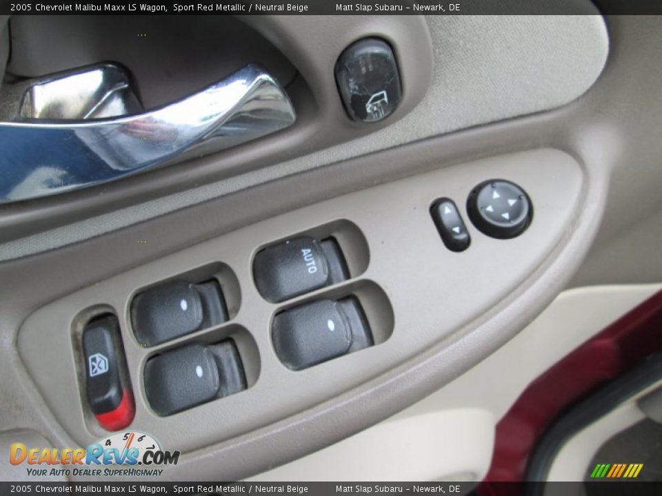 2005 Chevrolet Malibu Maxx LS Wagon Sport Red Metallic / Neutral Beige Photo #13