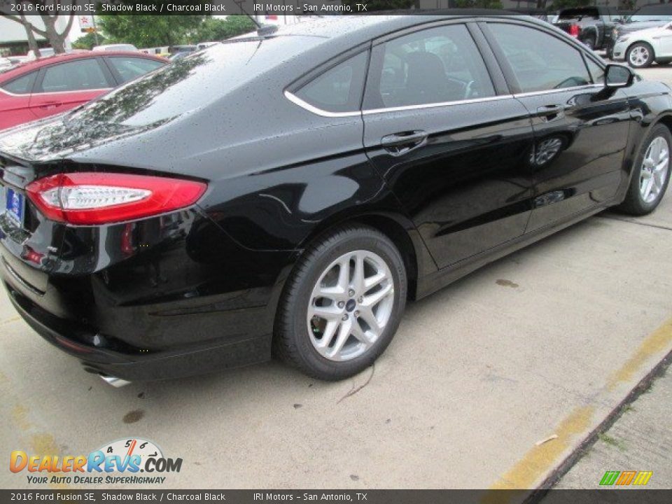 2016 Ford Fusion SE Shadow Black / Charcoal Black Photo #5
