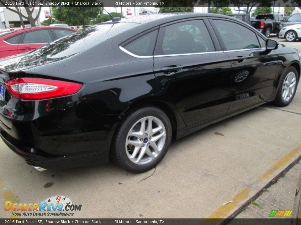 2016 Ford Fusion SE Shadow Black / Charcoal Black Photo #6