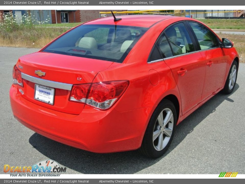 2014 Chevrolet Cruze LT Red Hot / Cocoa/Light Neutral Photo #5