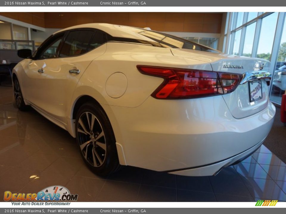 2016 Nissan Maxima S Pearl White / Cashmere Photo #2