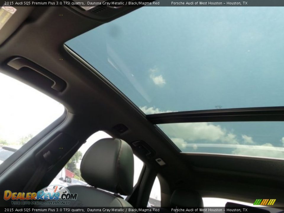 2015 Audi SQ5 Premium Plus 3.0 TFSI quattro Daytona Gray Metallic / Black/Magma Red Photo #17