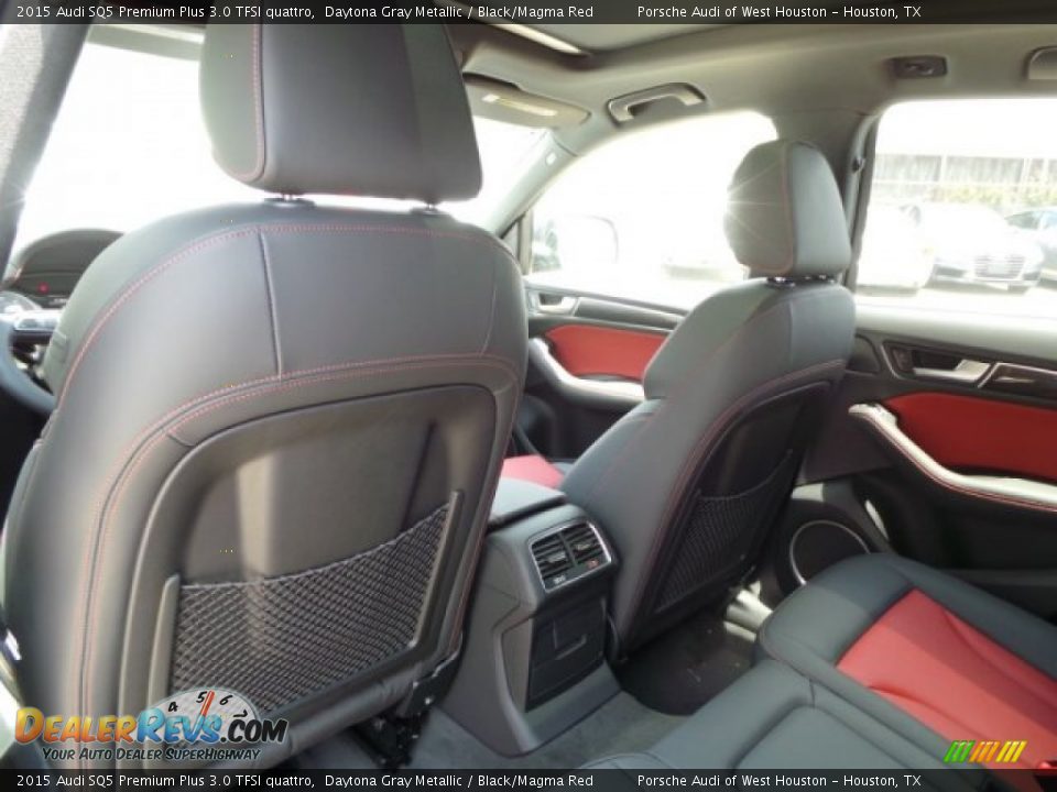 2015 Audi SQ5 Premium Plus 3.0 TFSI quattro Daytona Gray Metallic / Black/Magma Red Photo #24