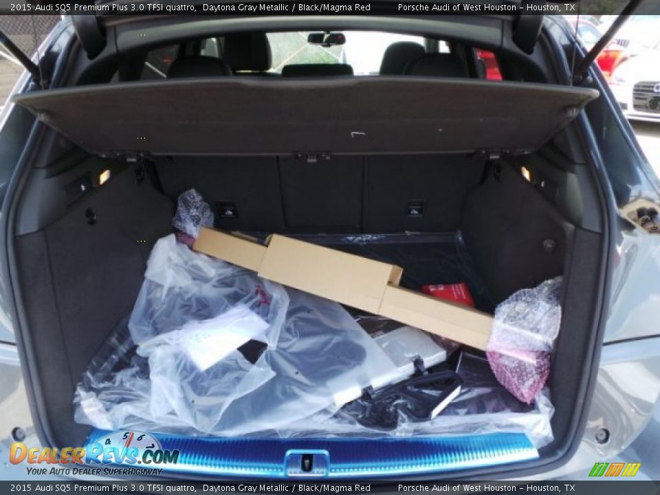 2015 Audi SQ5 Premium Plus 3.0 TFSI quattro Daytona Gray Metallic / Black/Magma Red Photo #28