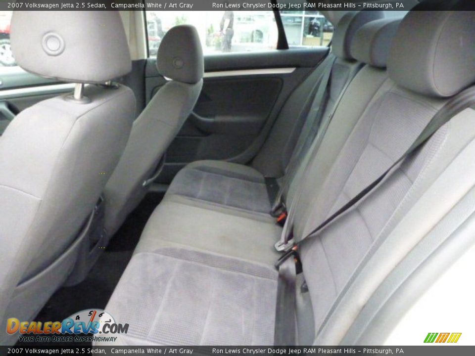 2007 Volkswagen Jetta 2.5 Sedan Campanella White / Art Gray Photo #10