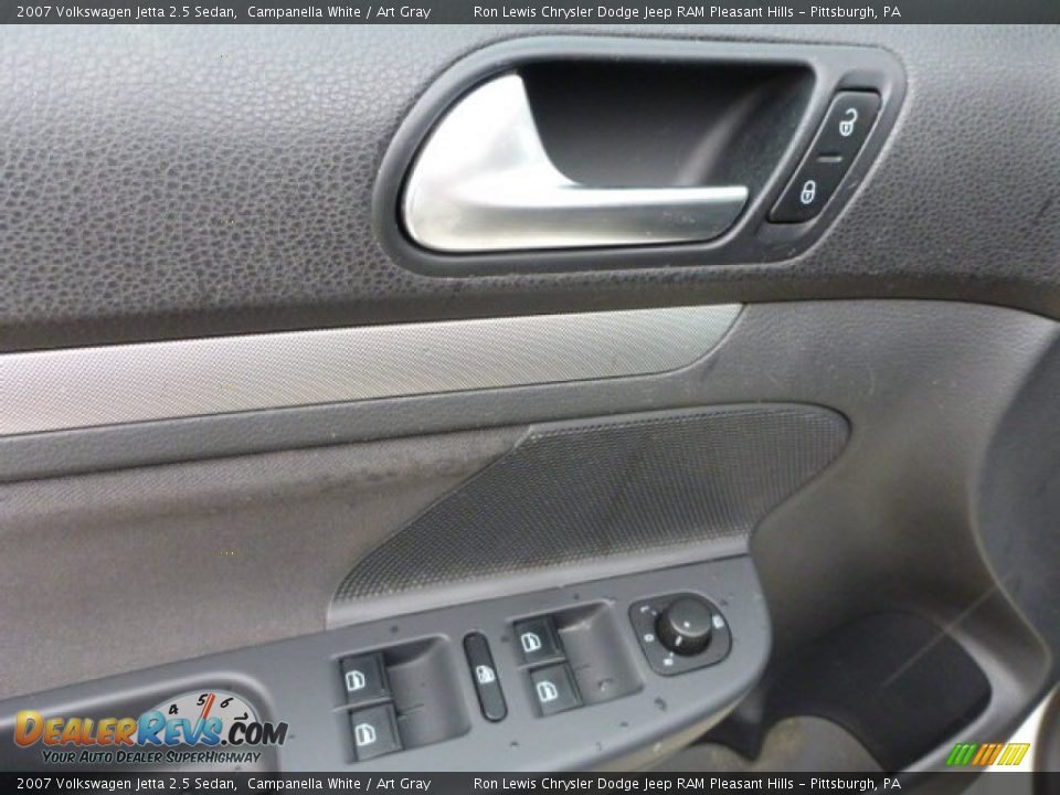 2007 Volkswagen Jetta 2.5 Sedan Campanella White / Art Gray Photo #12