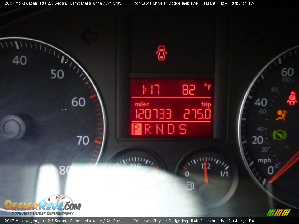 2007 Volkswagen Jetta 2.5 Sedan Campanella White / Art Gray Photo #20