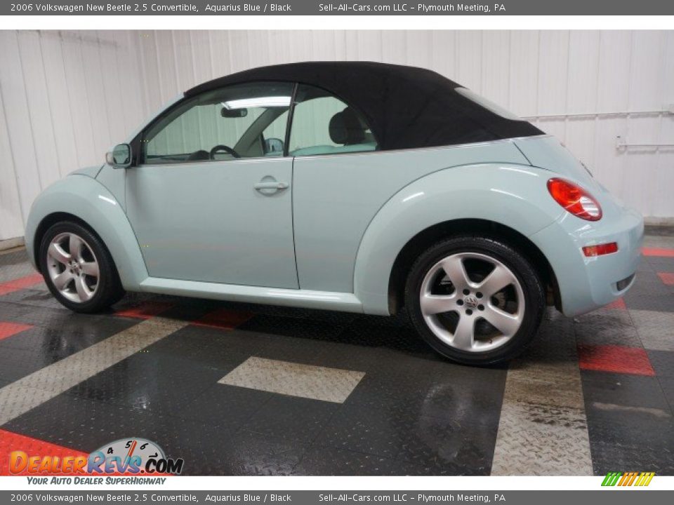 2006 Volkswagen New Beetle 2.5 Convertible Aquarius Blue / Black Photo #16