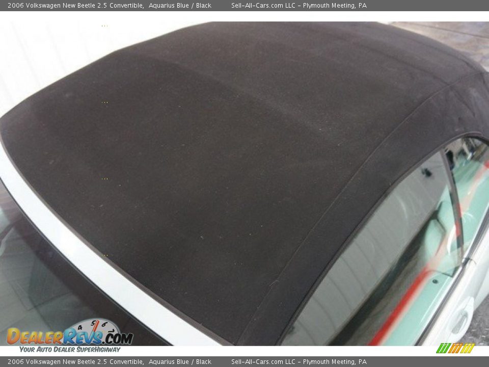 2006 Volkswagen New Beetle 2.5 Convertible Aquarius Blue / Black Photo #18