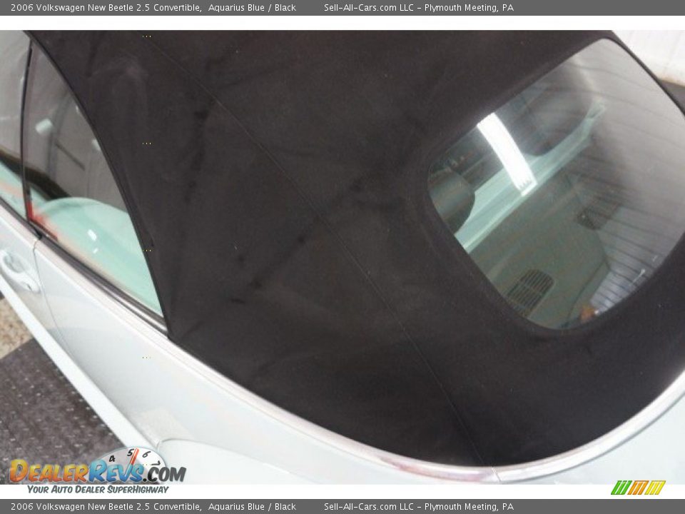 2006 Volkswagen New Beetle 2.5 Convertible Aquarius Blue / Black Photo #19