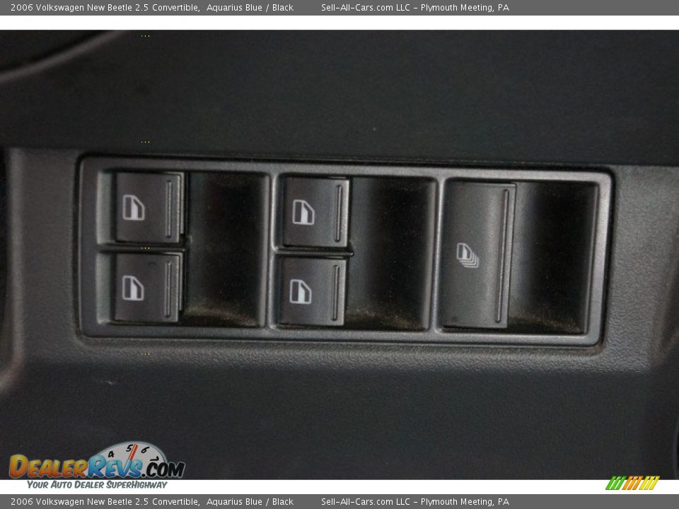 2006 Volkswagen New Beetle 2.5 Convertible Aquarius Blue / Black Photo #28