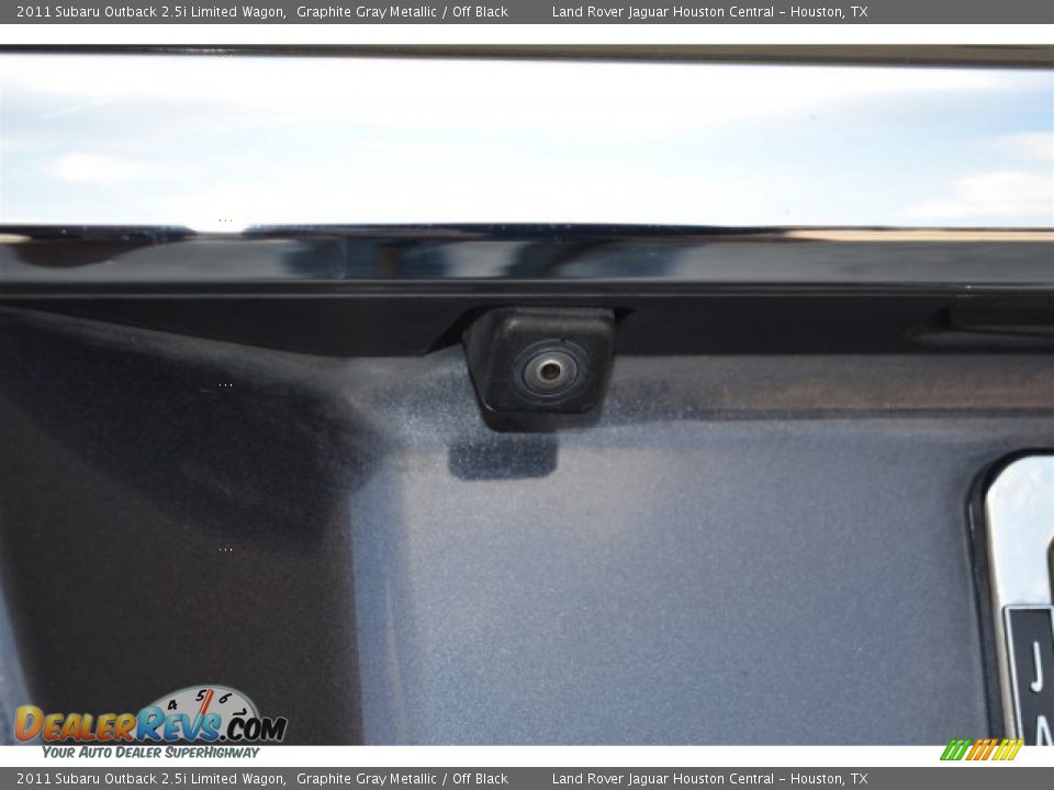 2011 Subaru Outback 2.5i Limited Wagon Graphite Gray Metallic / Off Black Photo #20