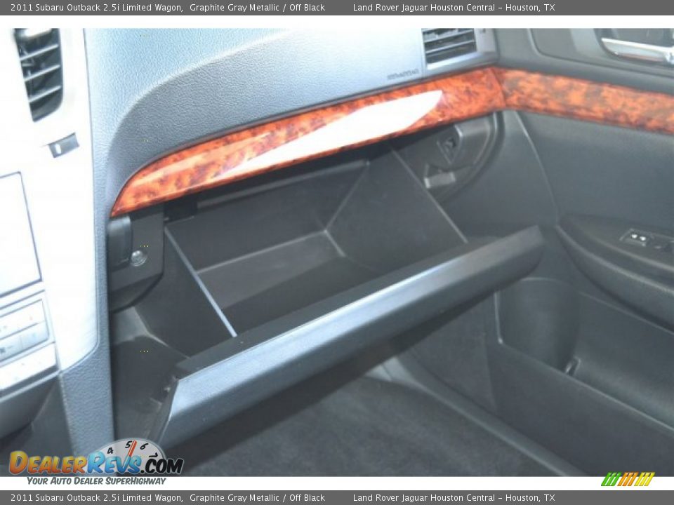 2011 Subaru Outback 2.5i Limited Wagon Graphite Gray Metallic / Off Black Photo #33