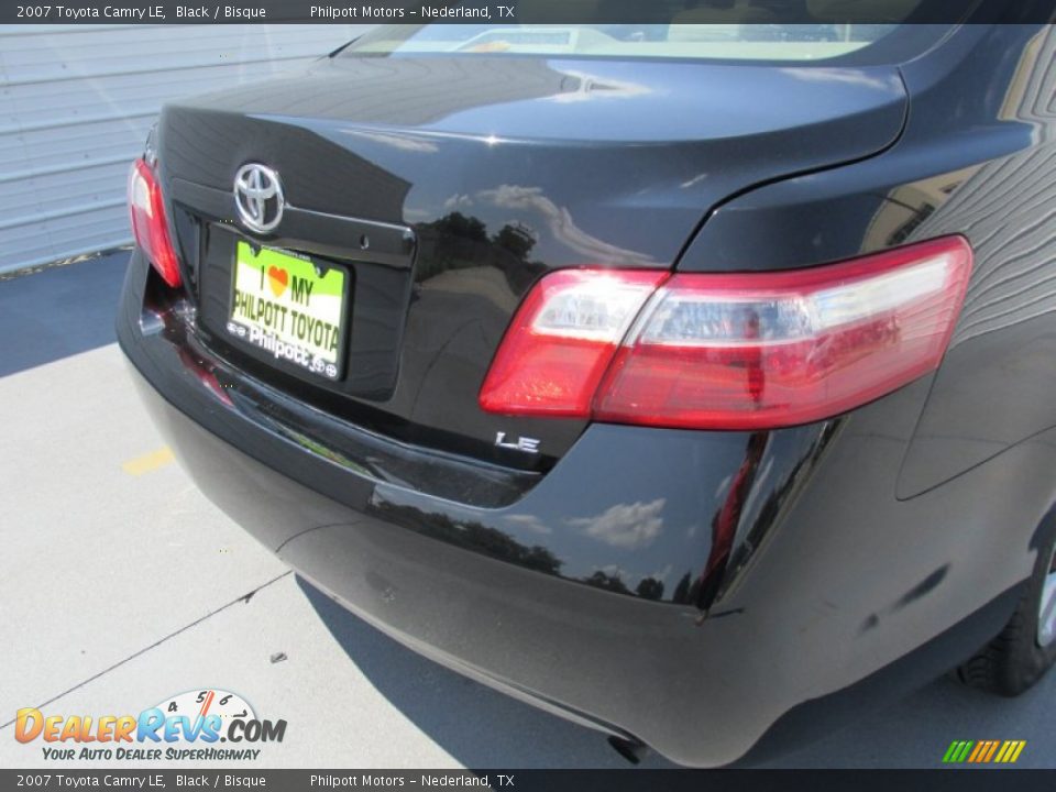 2007 Toyota Camry LE Black / Bisque Photo #12