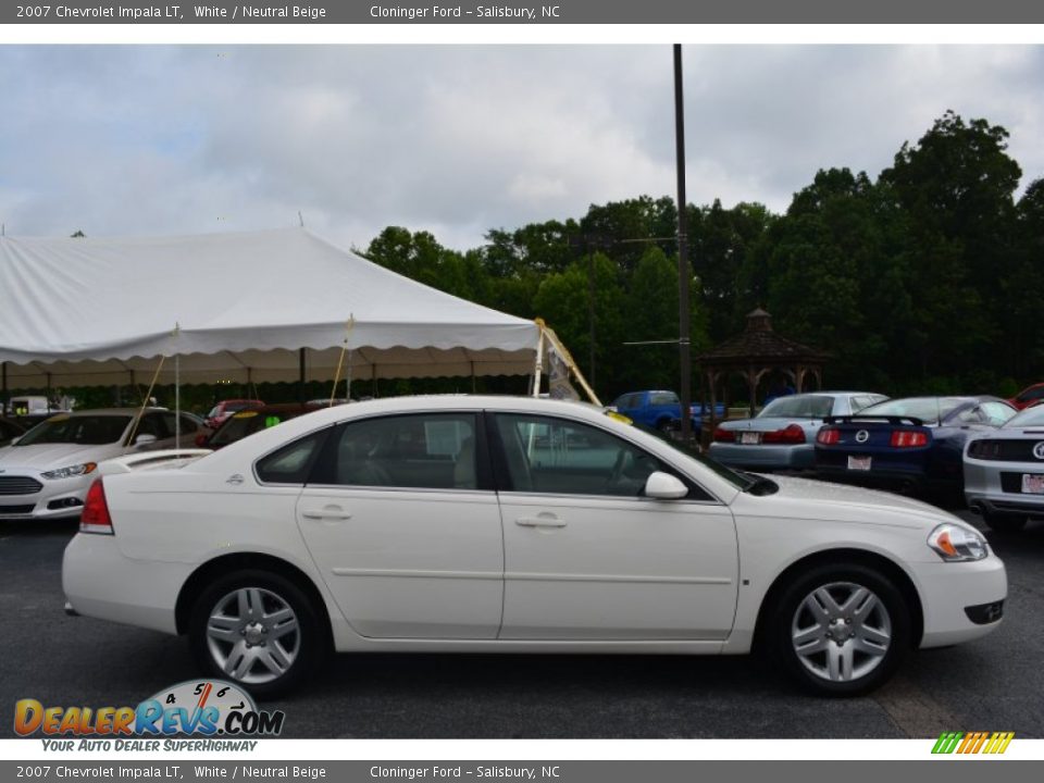 2007 Chevrolet Impala LT White / Neutral Beige Photo #2