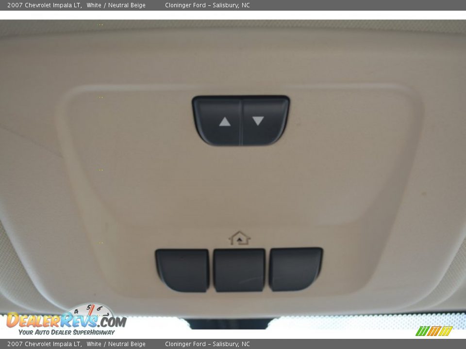 2007 Chevrolet Impala LT White / Neutral Beige Photo #22