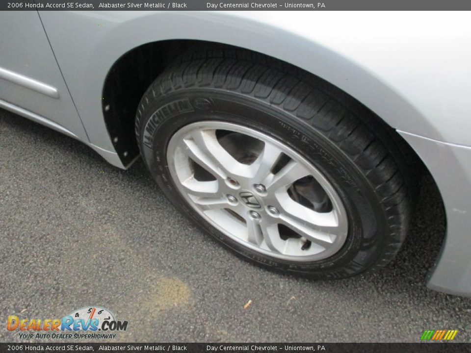 2006 Honda Accord SE Sedan Alabaster Silver Metallic / Black Photo #9