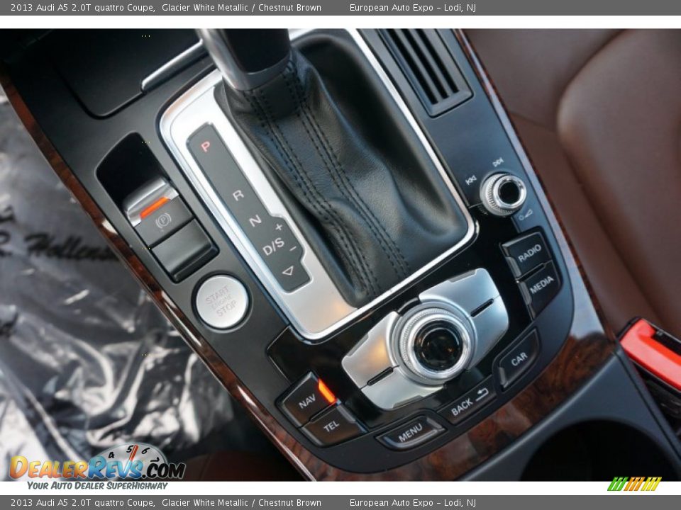 2013 Audi A5 2.0T quattro Coupe Glacier White Metallic / Chestnut Brown Photo #33