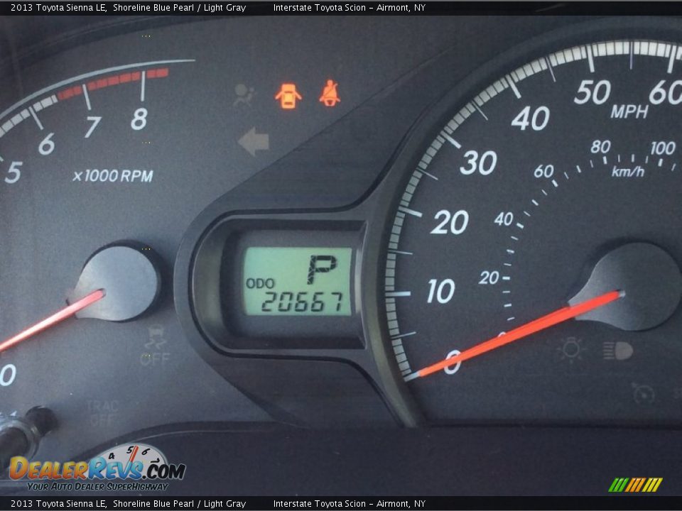 2013 Toyota Sienna LE Shoreline Blue Pearl / Light Gray Photo #13