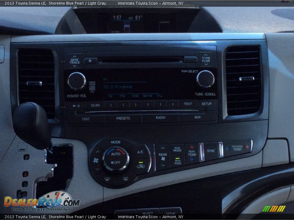 2013 Toyota Sienna LE Shoreline Blue Pearl / Light Gray Photo #14