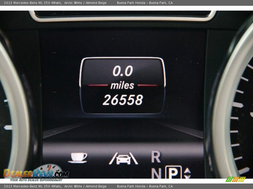 2013 Mercedes-Benz ML 350 4Matic Arctic White / Almond Beige Photo #6