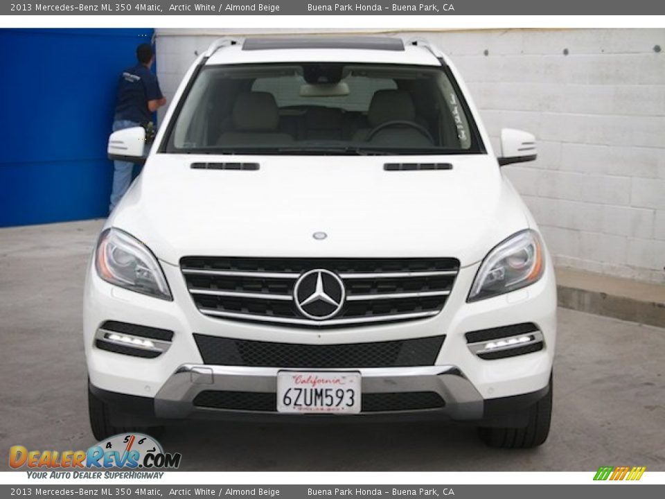 2013 Mercedes-Benz ML 350 4Matic Arctic White / Almond Beige Photo #7
