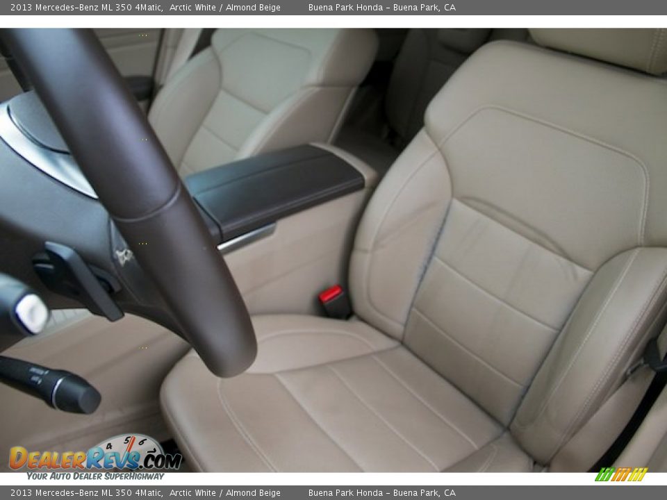2013 Mercedes-Benz ML 350 4Matic Arctic White / Almond Beige Photo #12