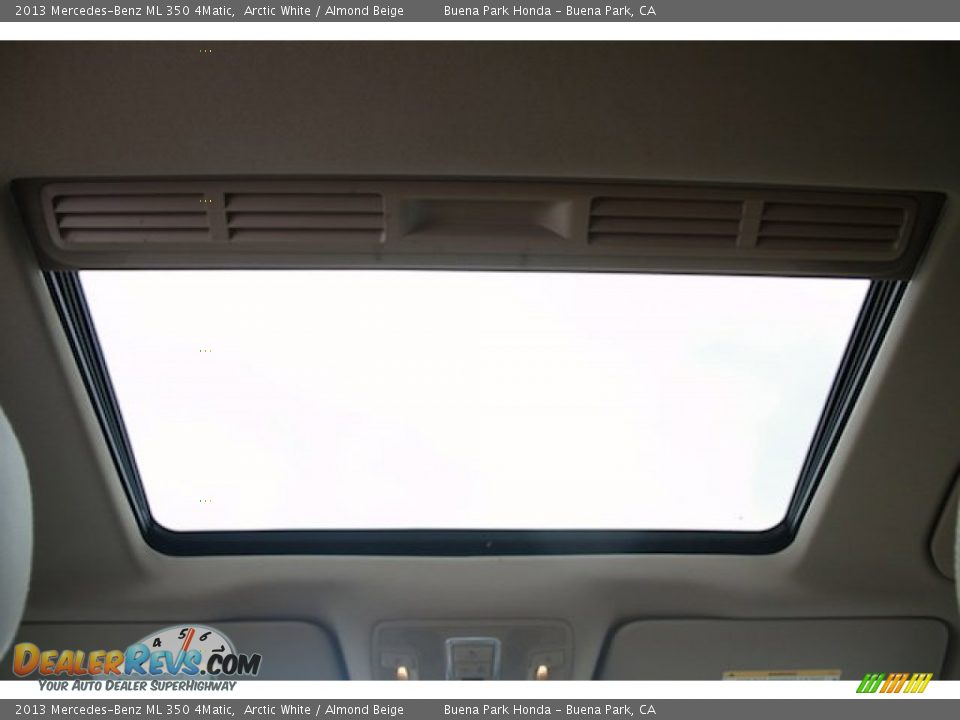 2013 Mercedes-Benz ML 350 4Matic Arctic White / Almond Beige Photo #13