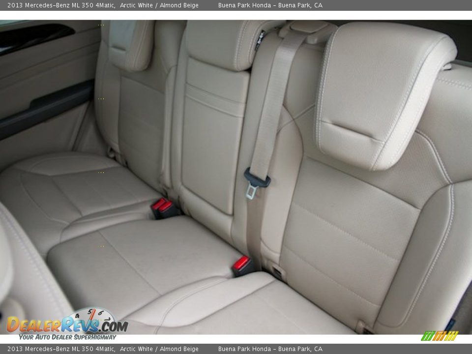 2013 Mercedes-Benz ML 350 4Matic Arctic White / Almond Beige Photo #14