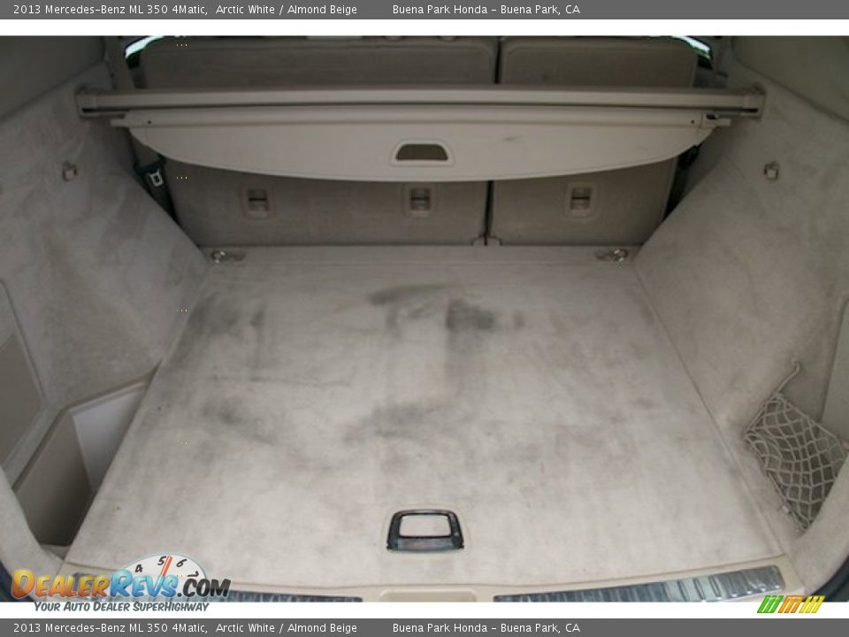 2013 Mercedes-Benz ML 350 4Matic Arctic White / Almond Beige Photo #15