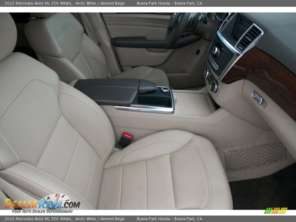 2013 Mercedes-Benz ML 350 4Matic Arctic White / Almond Beige Photo #18
