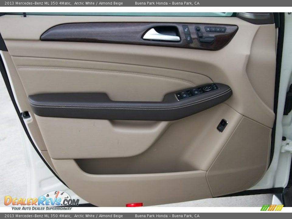 2013 Mercedes-Benz ML 350 4Matic Arctic White / Almond Beige Photo #23