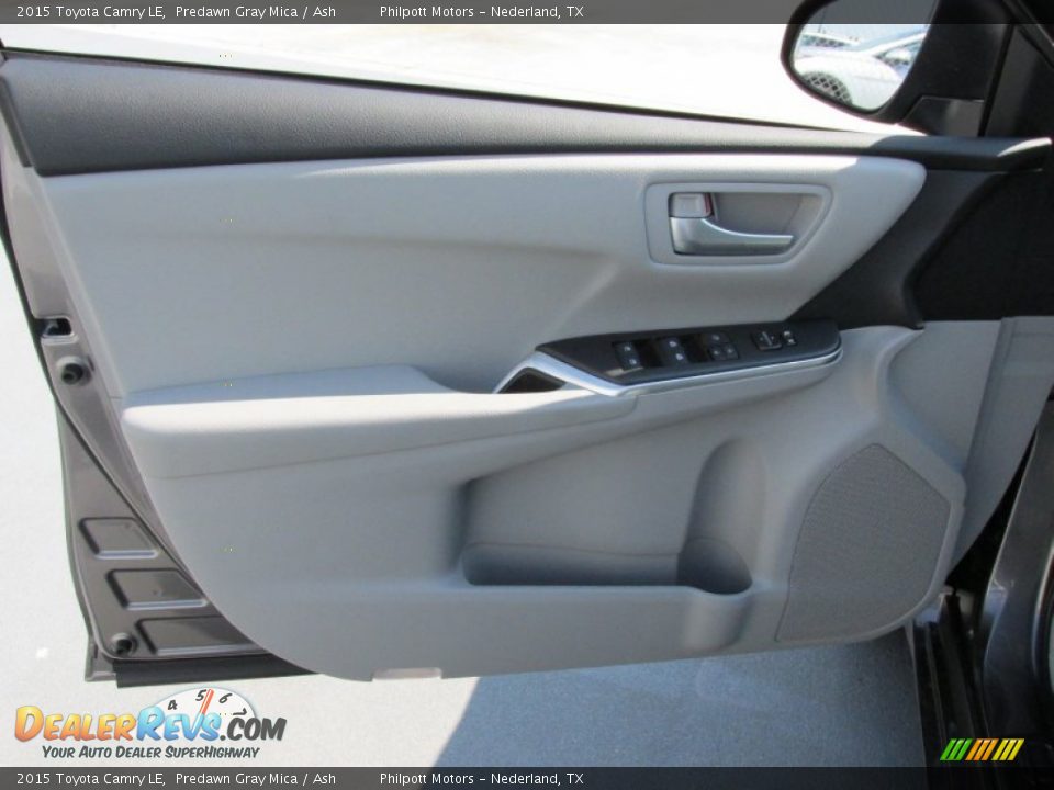 2015 Toyota Camry LE Predawn Gray Mica / Ash Photo #19