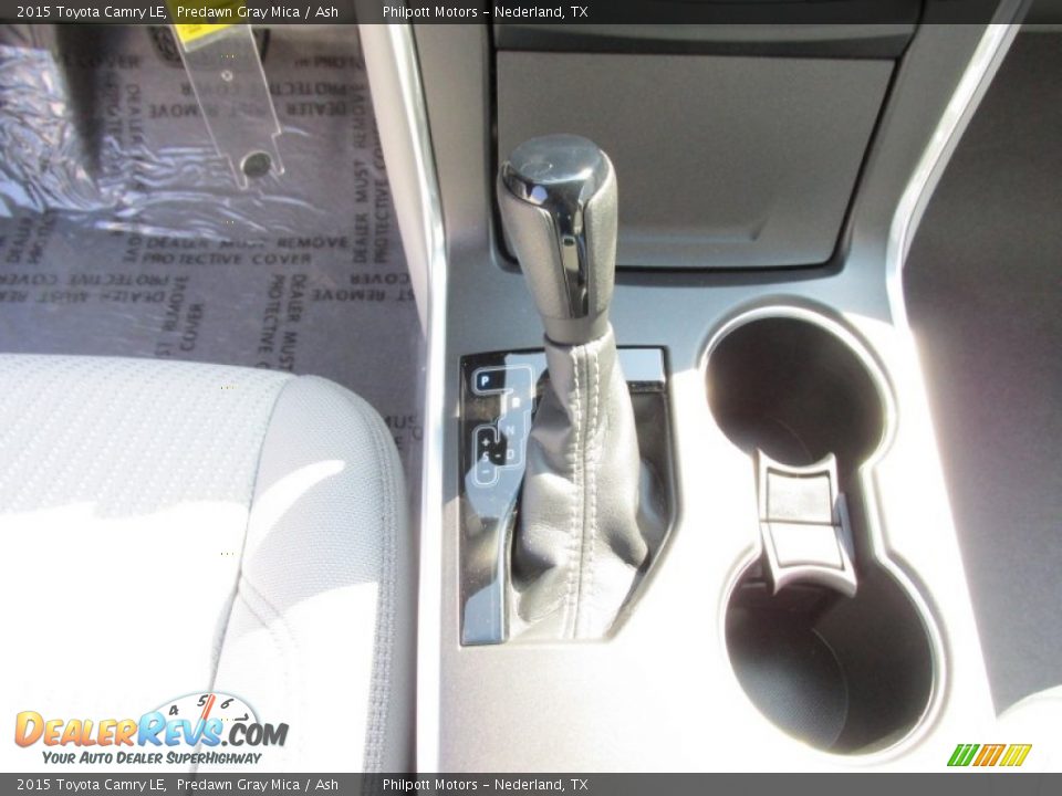 2015 Toyota Camry LE Predawn Gray Mica / Ash Photo #27