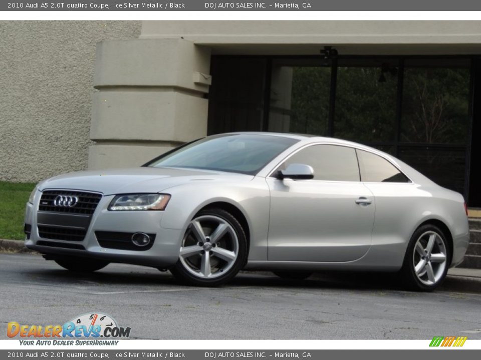 Front 3/4 View of 2010 Audi A5 2.0T quattro Coupe Photo #3