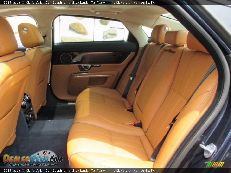 2015 Jaguar XJ XJL Portfolio Dark Sapphire Metallic / London Tan/Navy Photo #14