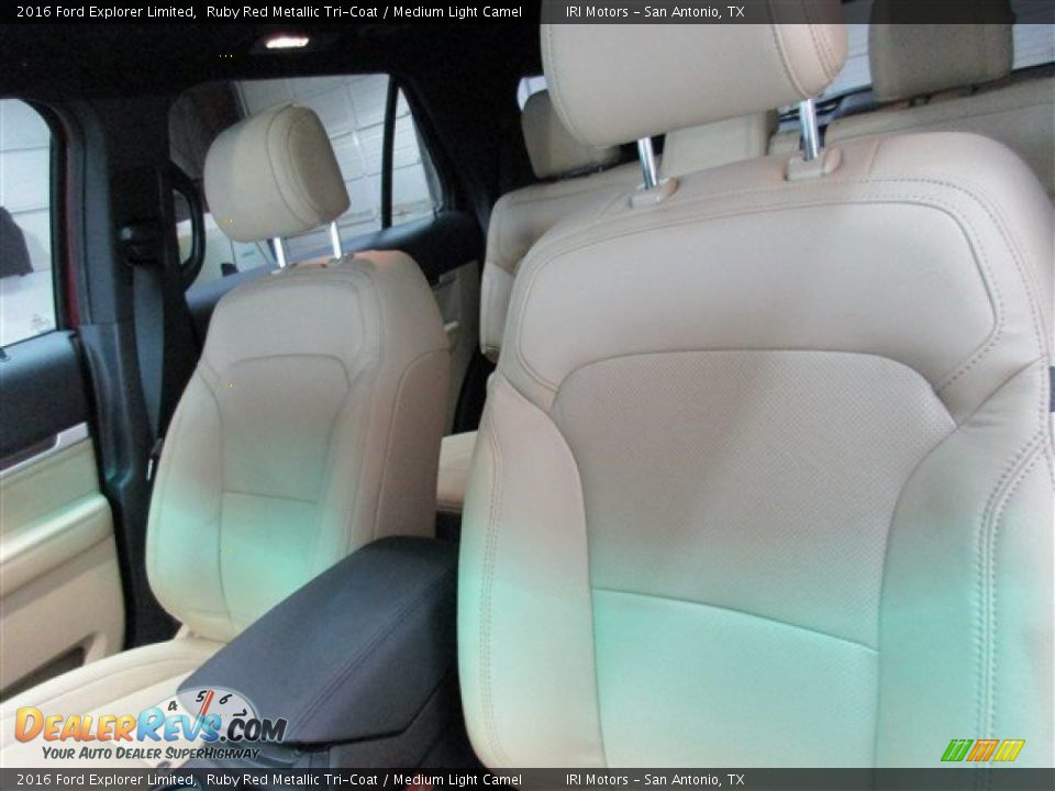 Front Seat of 2016 Ford Explorer Limited Photo #9