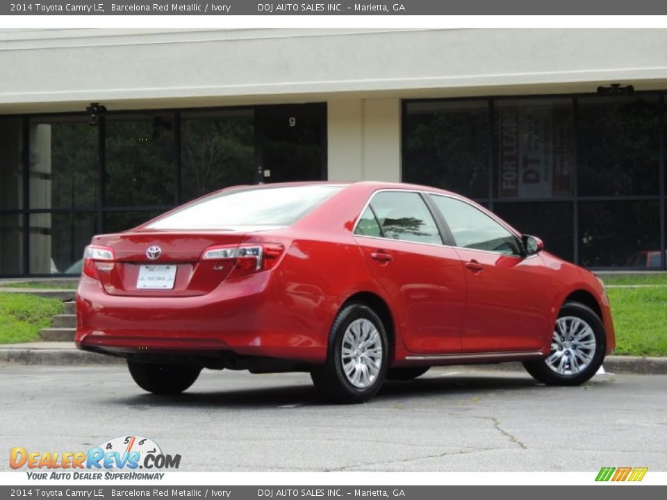 2014 Toyota Camry LE Barcelona Red Metallic / Ivory Photo #11