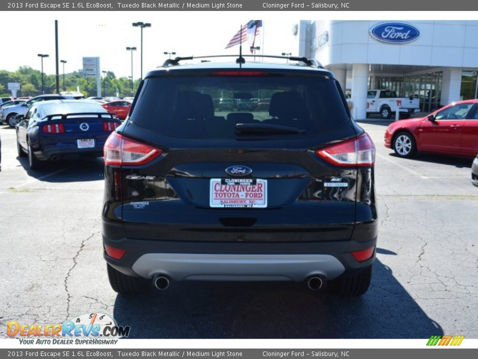 2013 Ford Escape SE 1.6L EcoBoost Tuxedo Black Metallic / Medium Light Stone Photo #4