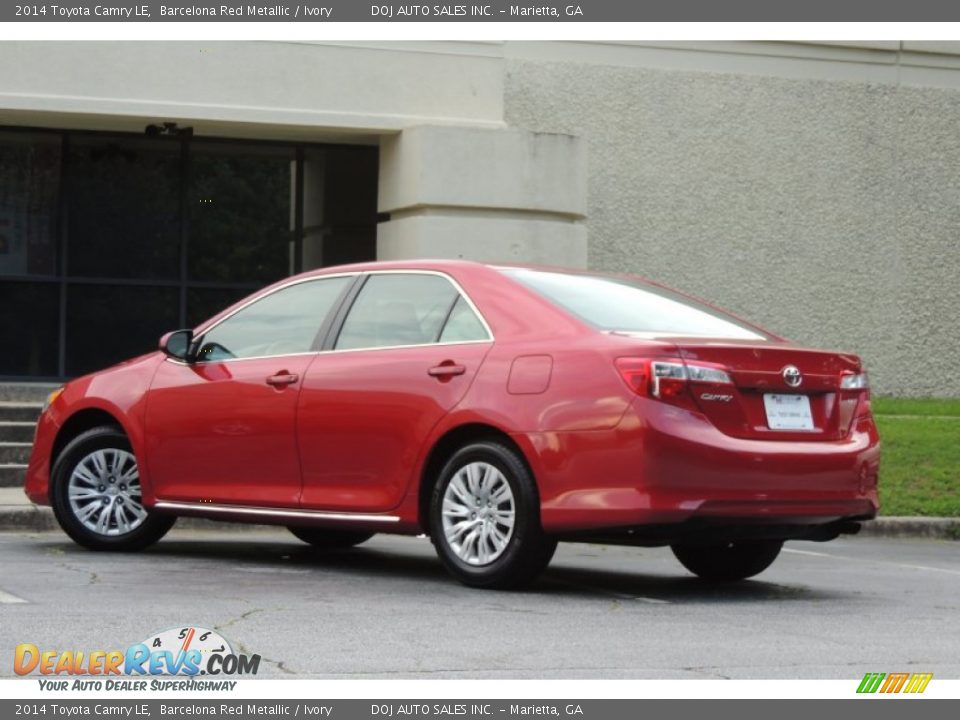 2014 Toyota Camry LE Barcelona Red Metallic / Ivory Photo #25