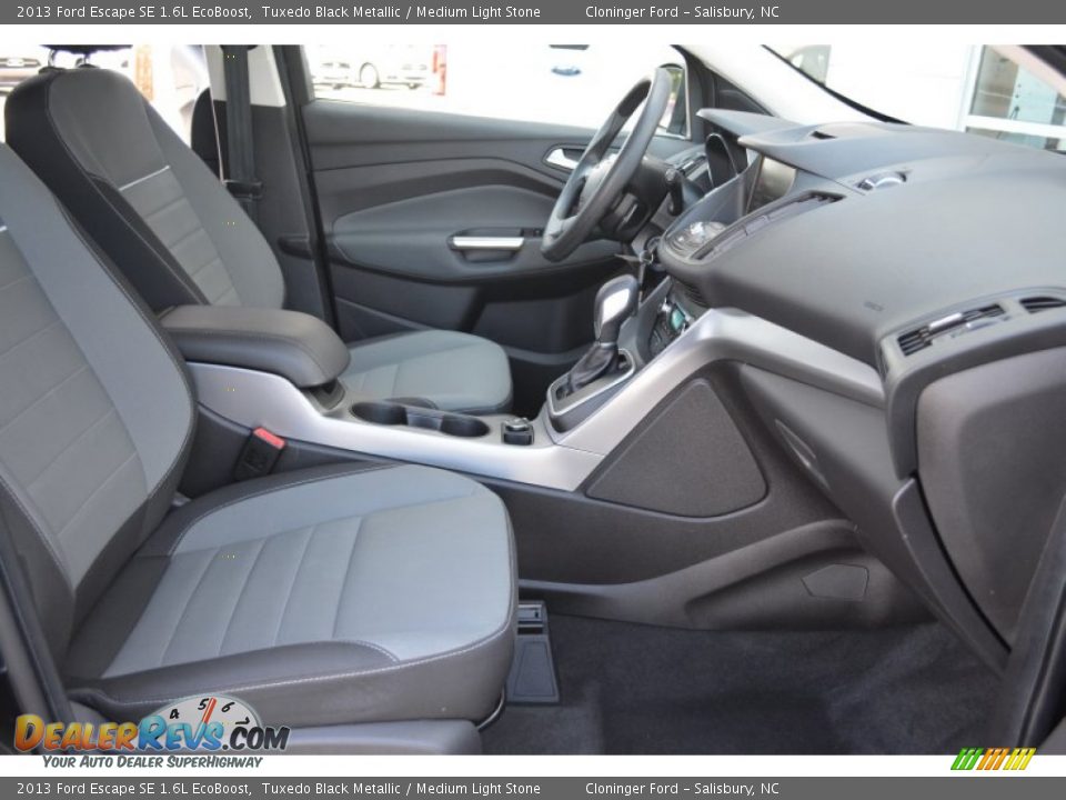 2013 Ford Escape SE 1.6L EcoBoost Tuxedo Black Metallic / Medium Light Stone Photo #17