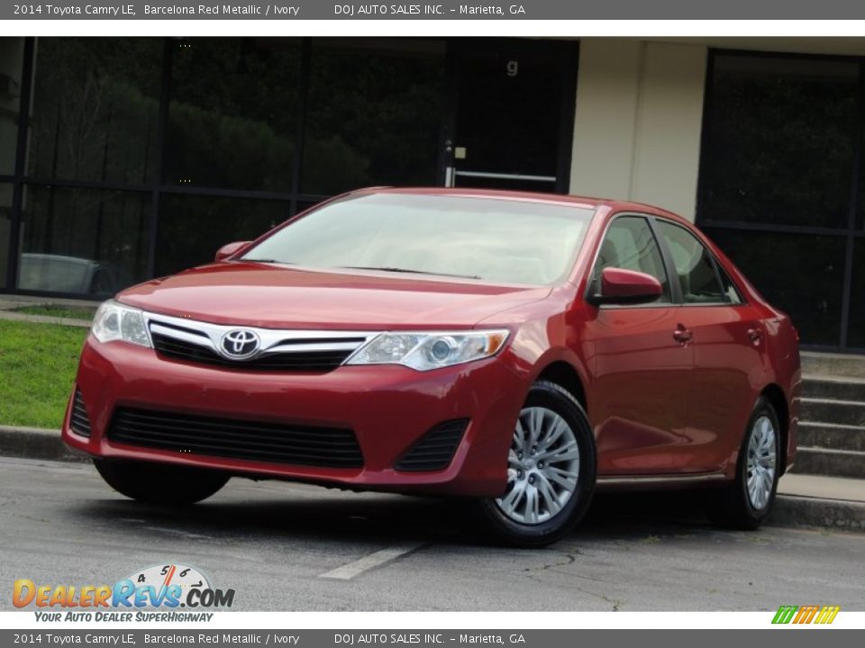 2014 Toyota Camry LE Barcelona Red Metallic / Ivory Photo #30