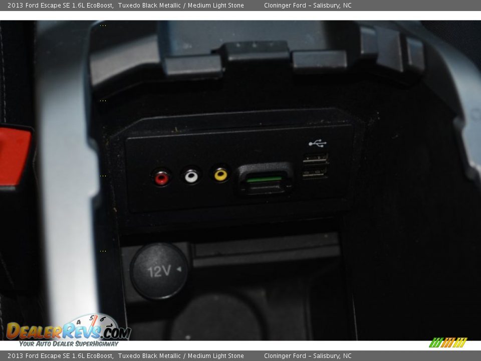 2013 Ford Escape SE 1.6L EcoBoost Tuxedo Black Metallic / Medium Light Stone Photo #22