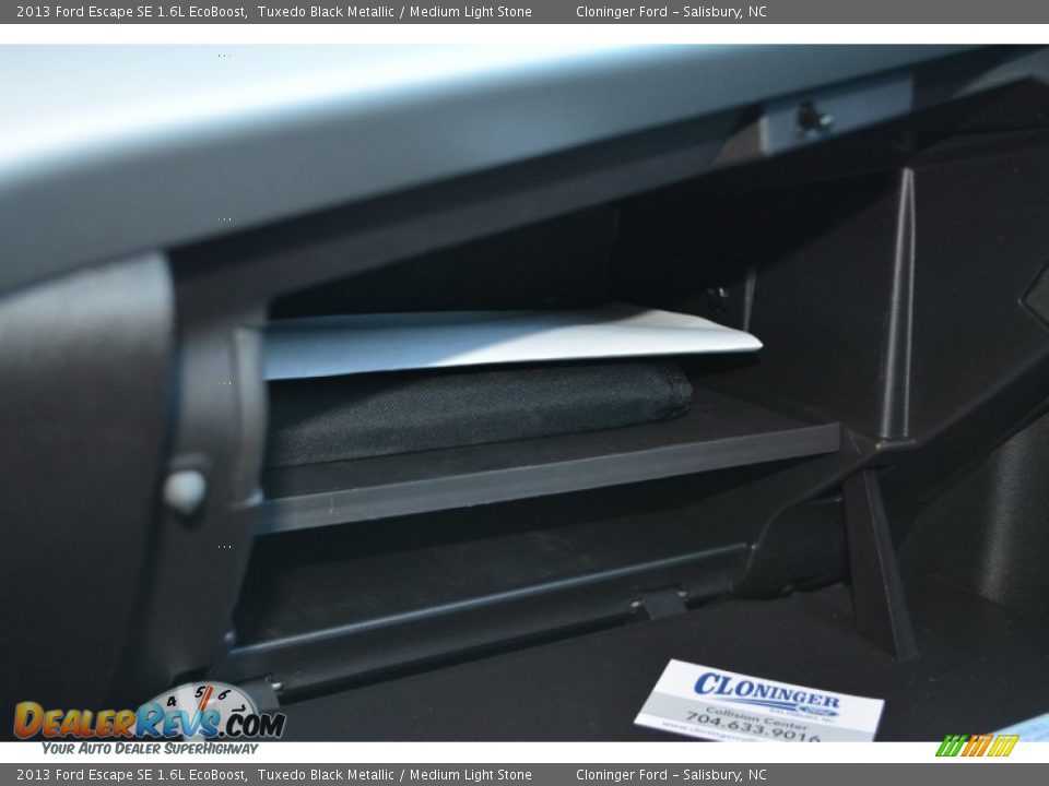 2013 Ford Escape SE 1.6L EcoBoost Tuxedo Black Metallic / Medium Light Stone Photo #29