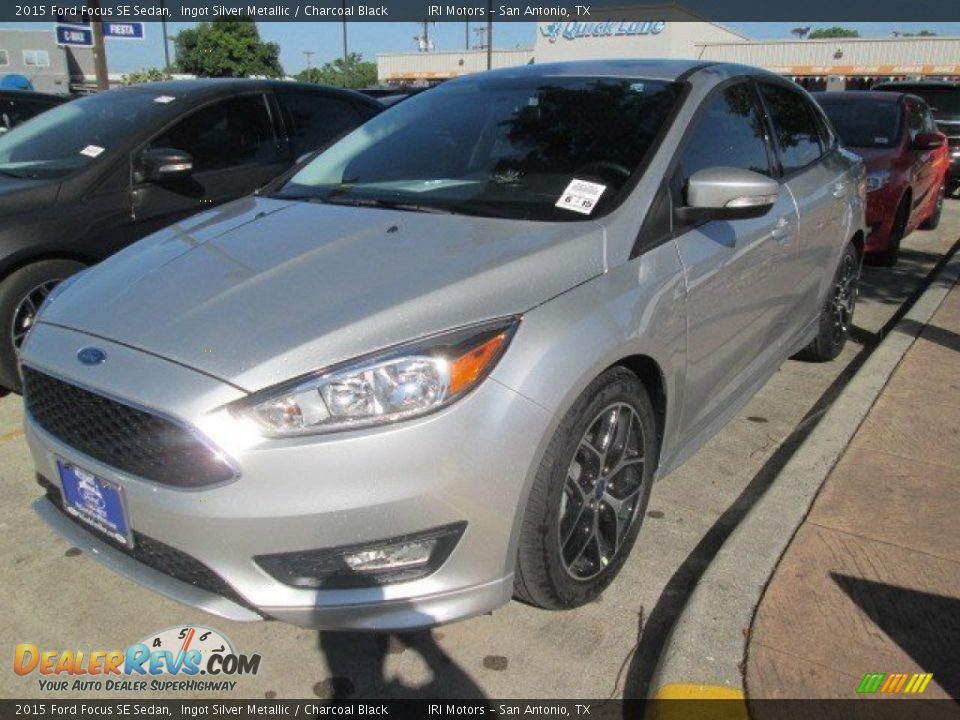 2015 Ford Focus SE Sedan Ingot Silver Metallic / Charcoal Black Photo #7