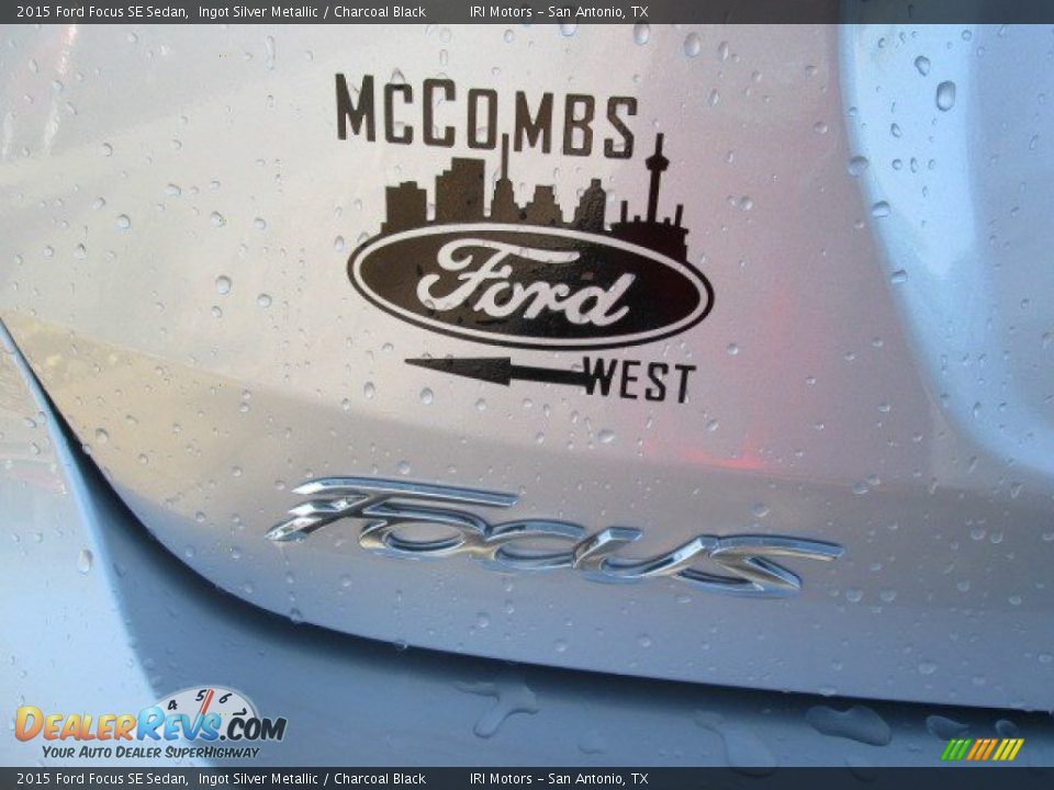 2015 Ford Focus SE Sedan Ingot Silver Metallic / Charcoal Black Photo #12